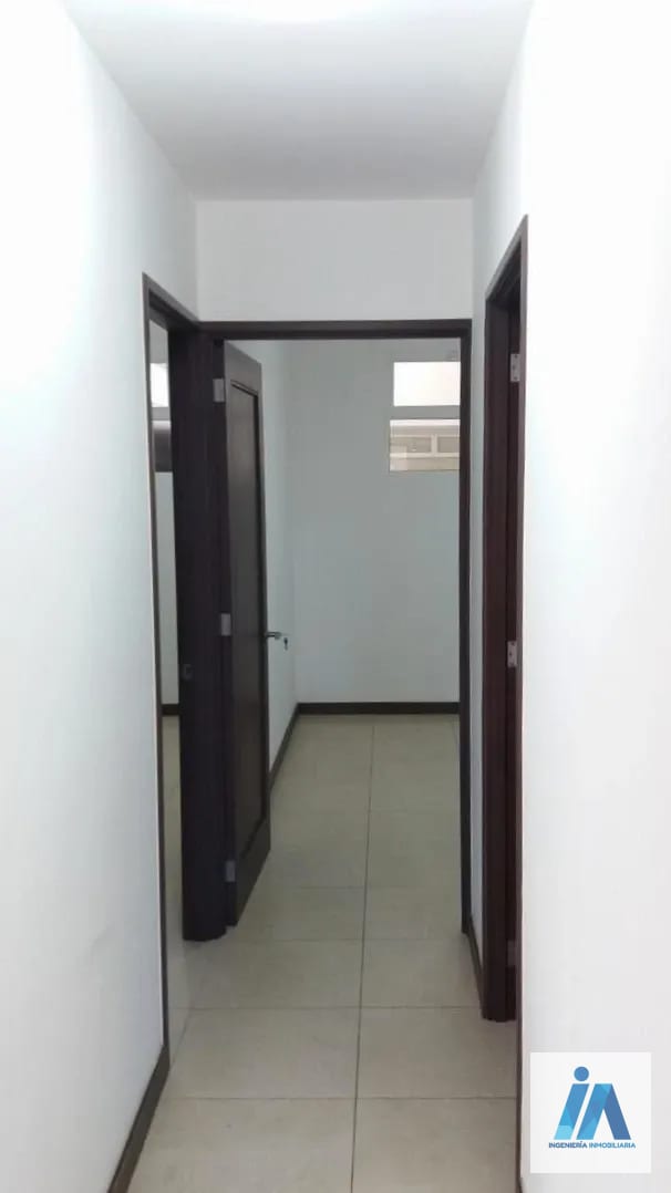 APARTAMENTO EN ALQUILER 📍 Edificio Pórtico, Zona 7 — Apartamento en Alquiler en Zona 16, Guatemala, Ciudad — foto 11 de 13