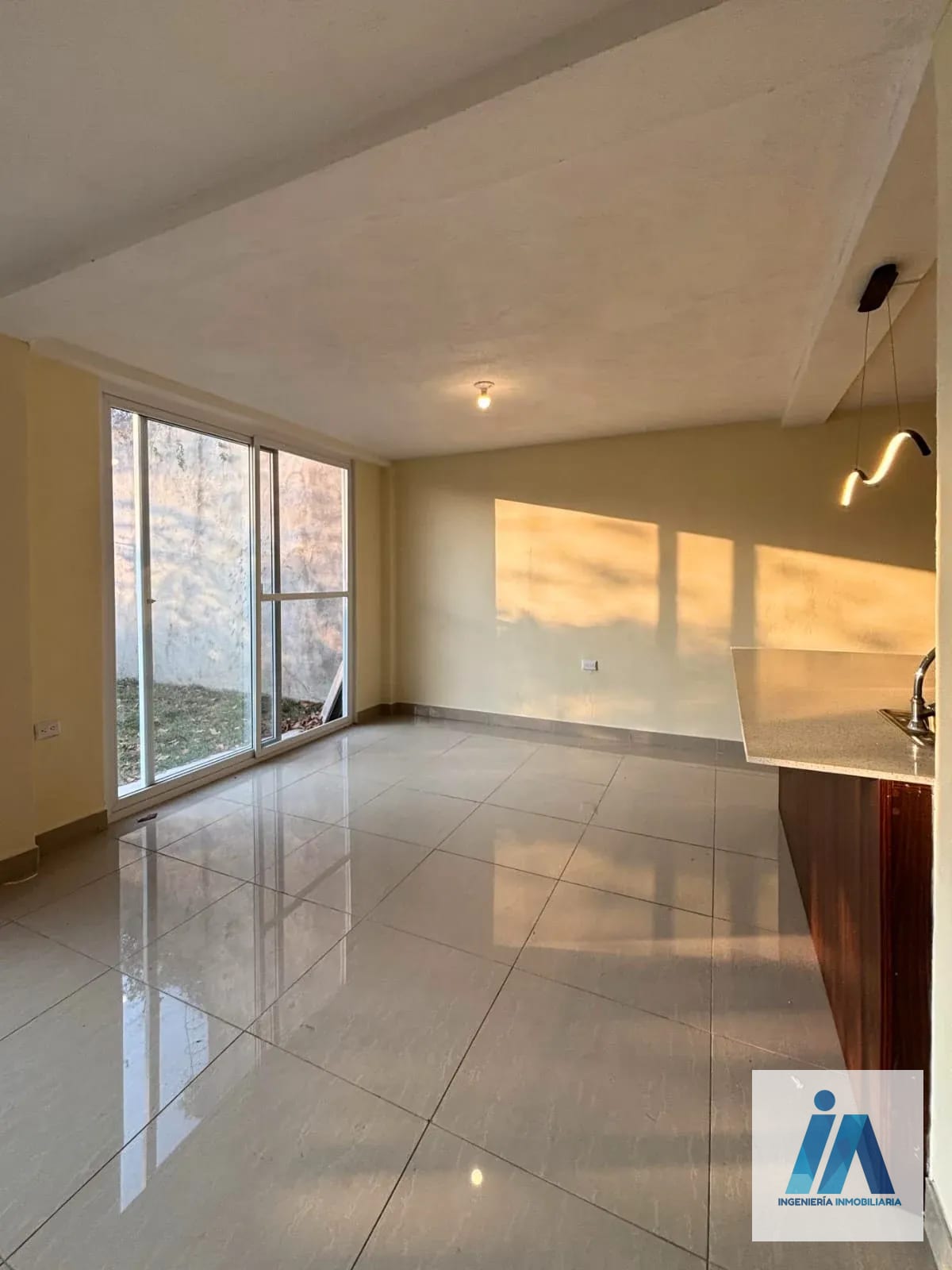 CASA EN VENTA📍Colonia Panorama, Ciudad San Cristóbal — Casa en Venta en Zona 4 Mixco, Guatemala, Ciudad — foto 3 de 10