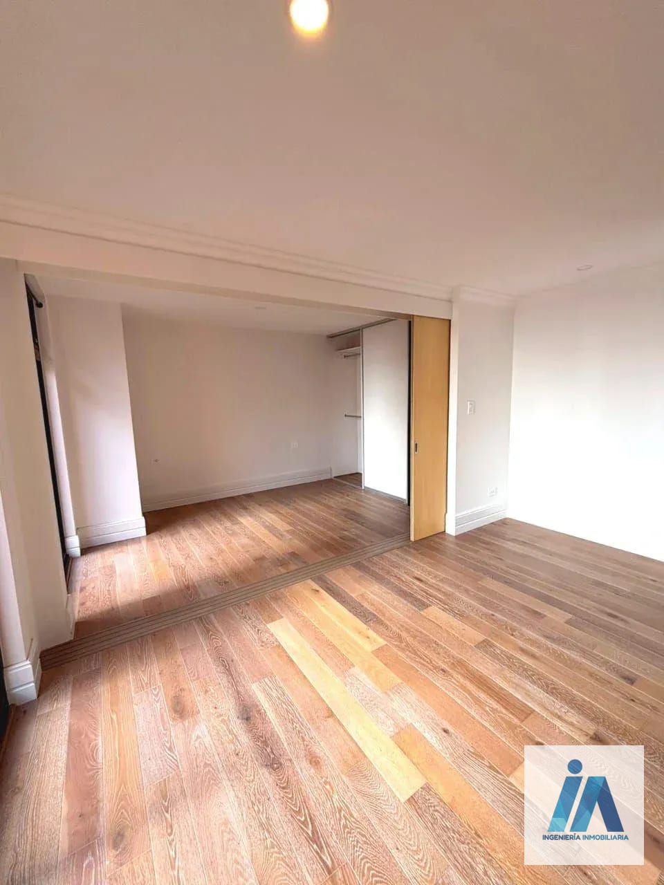 ⭕️ NUEVO PRECIO APARTAMENTO EN ALQUILER O VENTA📍Edificio Céntrico, Zona 5 — Apartamento en Alquiler en Zona 5, Guatemala, Ciudad — foto 4 de 12