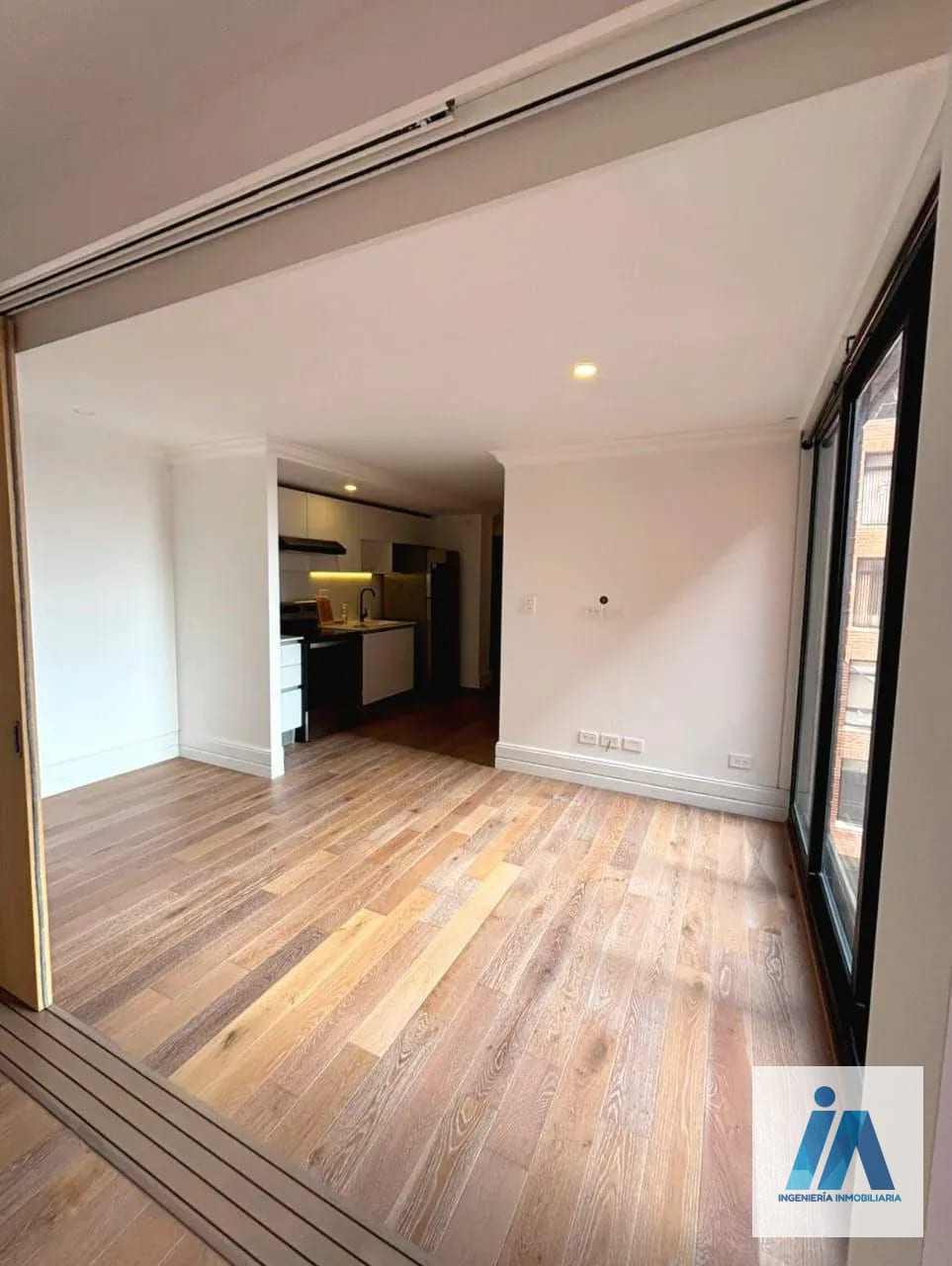 ⭕️ NUEVO PRECIO APARTAMENTO EN ALQUILER O VENTA📍Edificio Céntrico, Zona 5 — Apartamento en Alquiler en Zona 5, Guatemala, Ciudad — foto 5 de 12