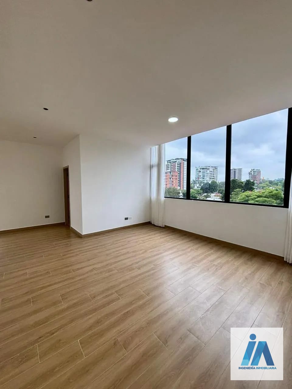 APARTAMENTO EN ALQUILER 📍 Edificio Sama, zona 15 VH2 — Apartamento en Alquiler en Vista Hermosa II, Zona 15, Guatemala, Ciudad — foto 6 de 11