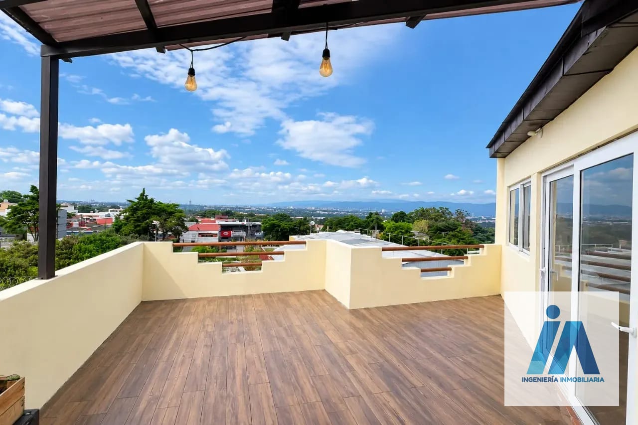 CASA EN VENTA 📍 Balcones de San Cristóbal, Zona 8 de Mixco — Casa en Venta en Zona 8 Mixco, Guatemala, Ciudad — foto 1 de 9
