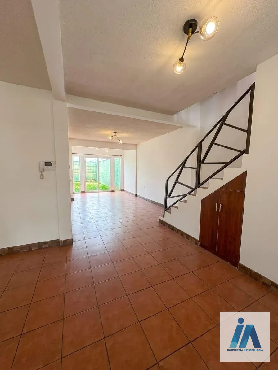 CASA EN VENTA 📍 Balcones de San Cristóbal, Zona 8 de Mixco — Casa en Venta en Zona 8 Mixco, Guatemala, Ciudad — foto 4 de 9