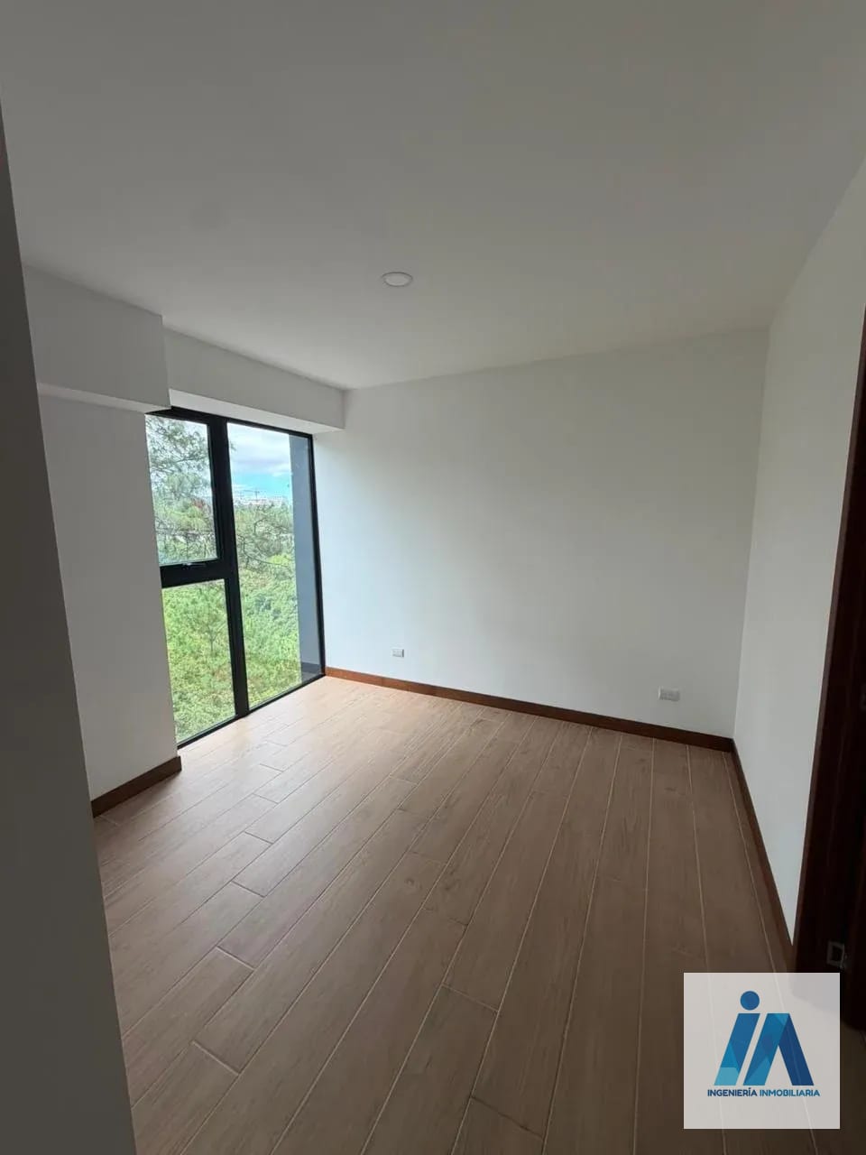 APARTAMENTO EN ALQUILER 📍 Edificio Vilabosque Kanajuyú, Zona 16 — Apartamento en Alquiler en Zona 16, Guatemala, Ciudad — foto 7 de 9
