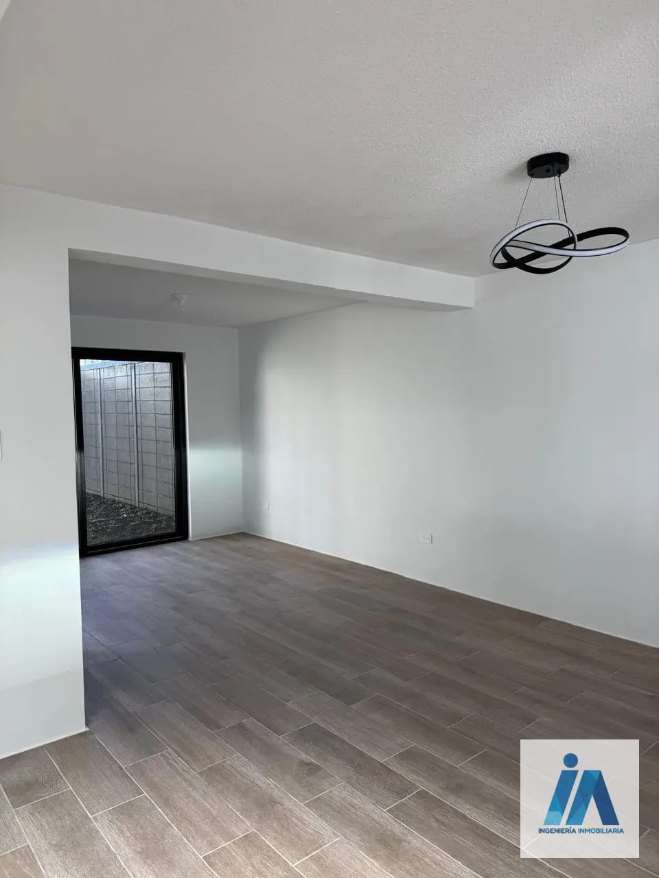 CASA EN ALQUILER / VENTA - Mirabosque, Km. 18.5 Santa Catarina pinula — Casa en Venta en Santa Catarina Pinula, Guatemala, Ciudad — foto 5 de 14