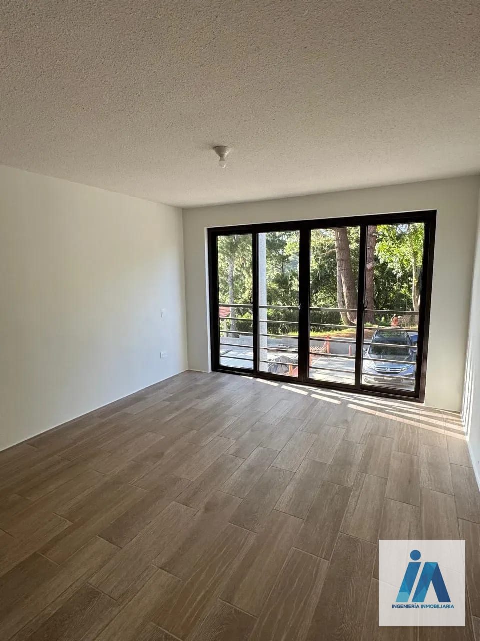 CASA EN ALQUILER / VENTA - Mirabosque, Km. 18.5 Santa Catarina pinula — Casa en Venta en Santa Catarina Pinula, Guatemala, Ciudad — foto 8 de 14