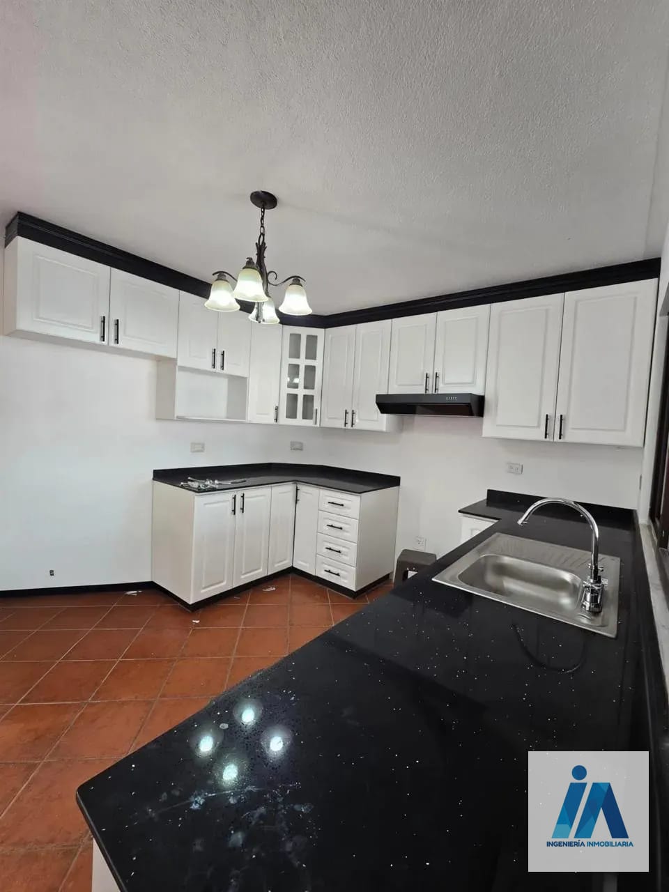 Casa en Venta/ Alquiler 📍 Valles de Napa, KM. 16 CAES — Casa en Venta en Carretera a El Salvador, Guatemala, Ciudad — foto 4 de 13