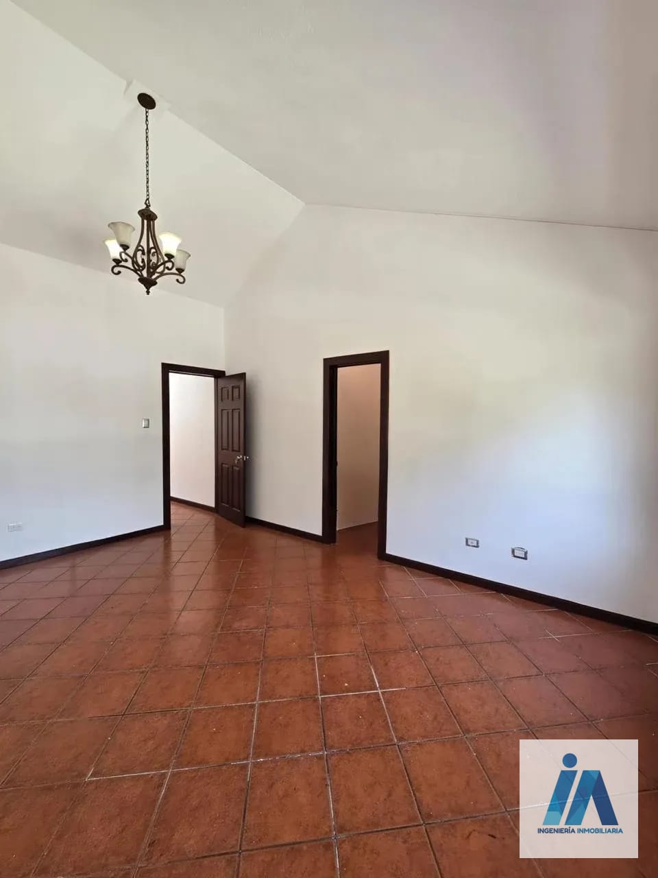 Casa en Venta/ Alquiler 📍 Valles de Napa, KM. 16 CAES — Casa en Venta en Carretera a El Salvador, Guatemala, Ciudad — foto 11 de 13