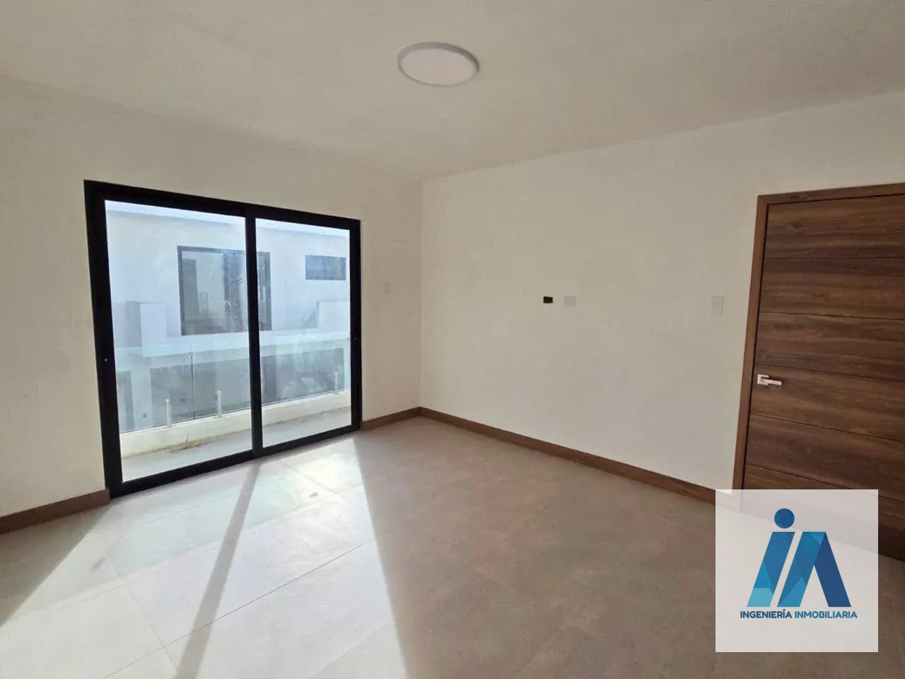CASA EN VENTA 📍Residenciales Los Manzanillos, Km 19.5 CAES — Casa en Venta en Carretera a El Salvador, Guatemala, Ciudad — foto 3 de 13