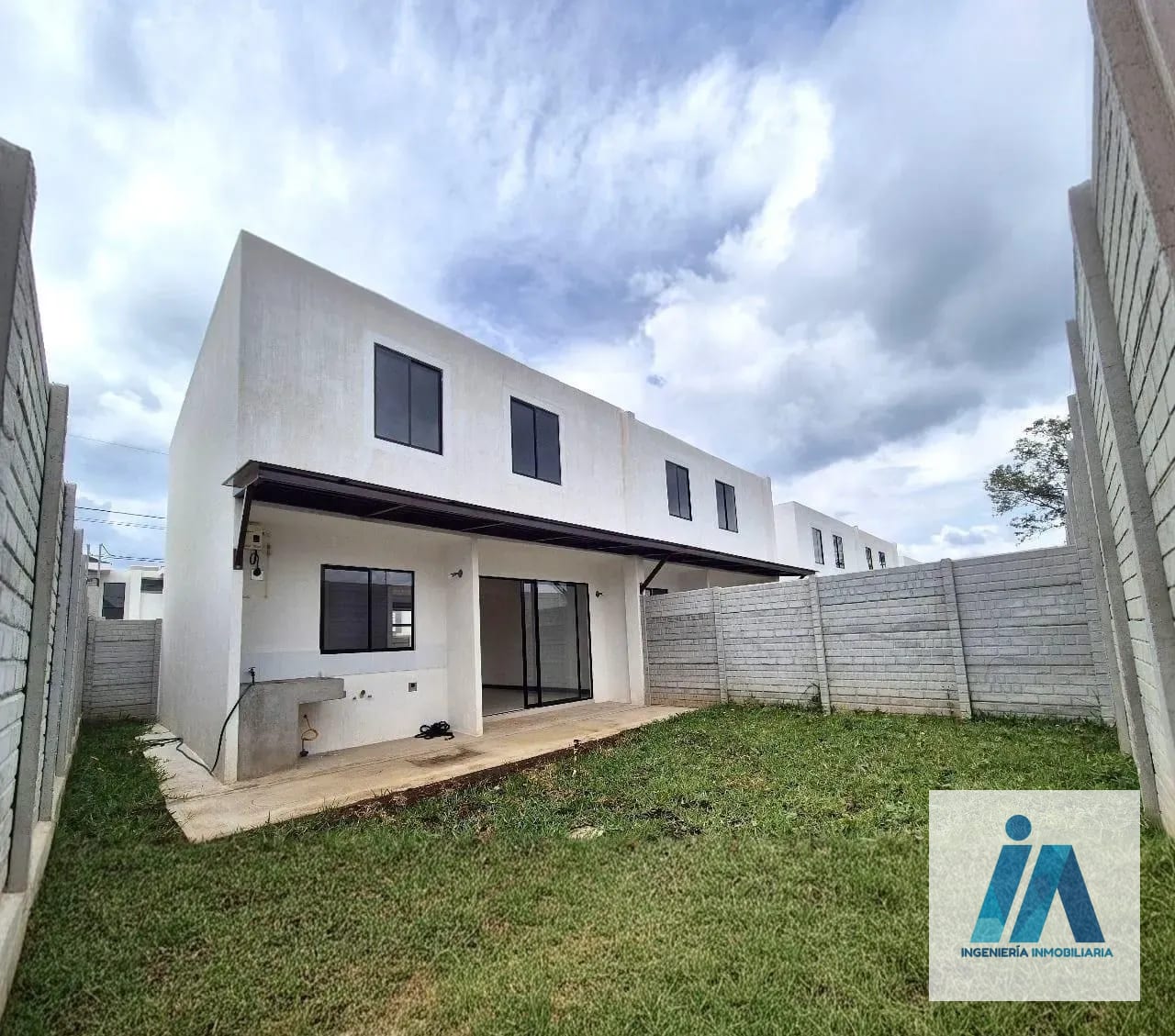 CASA EN VENTA 📍 Condado Santa Fe, Km. 30 Carretera a El Salvador — Casa en Venta en Carretera a El Salvador, Guatemala, Ciudad — foto 7 de 10