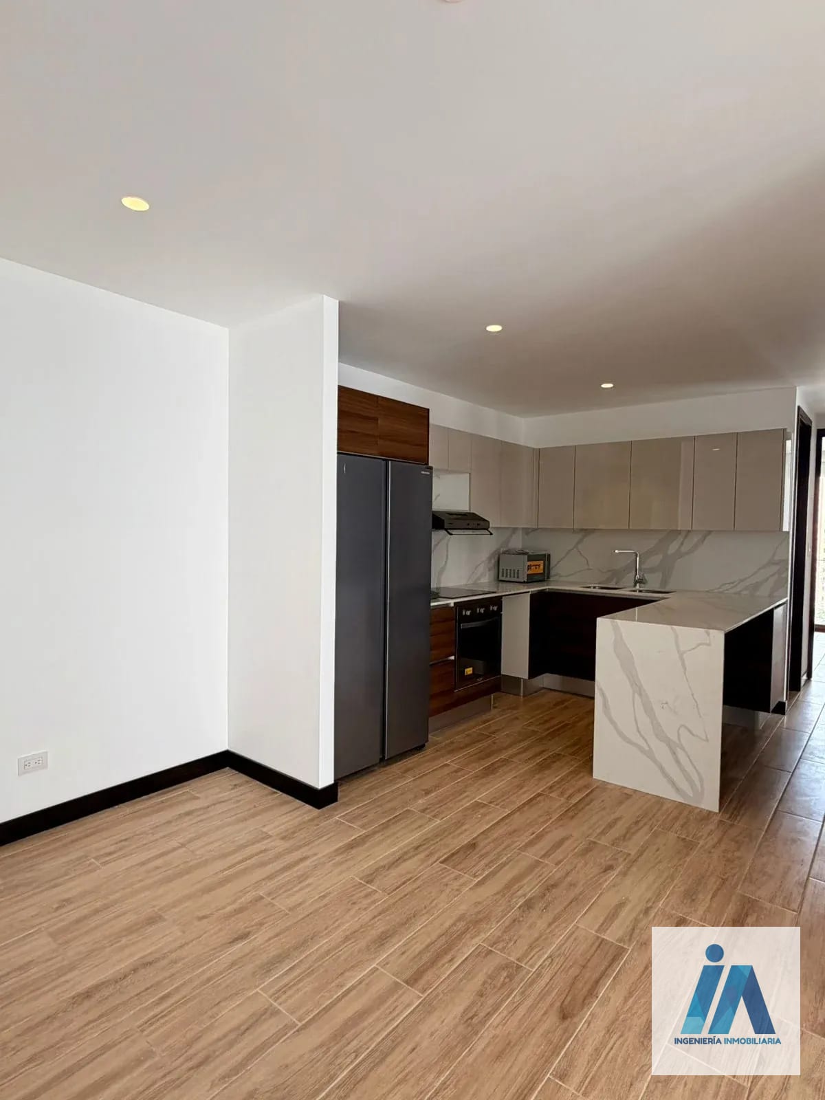 APARTAMENTO EN ALQUILER 📍 Edificio Abitare Américas, Zona 13 — Apartamento en Alquiler en Zona 13, Guatemala, Ciudad — foto 3 de 15