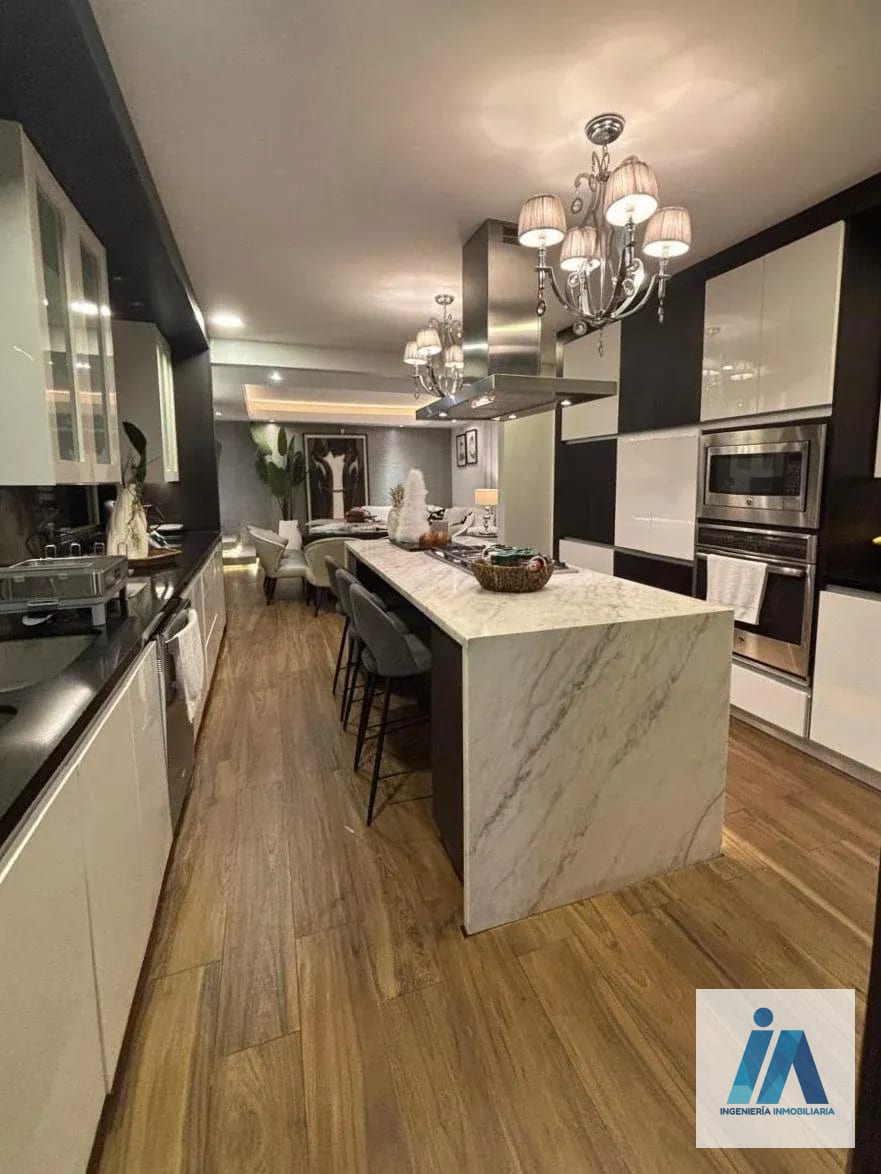 CASA REMODELADA EN VENTA 📍 Condominio Villa Serena, Muxbal — Casa en Venta en Carretera a El Salvador, Guatemala, Ciudad — foto 6 de 17