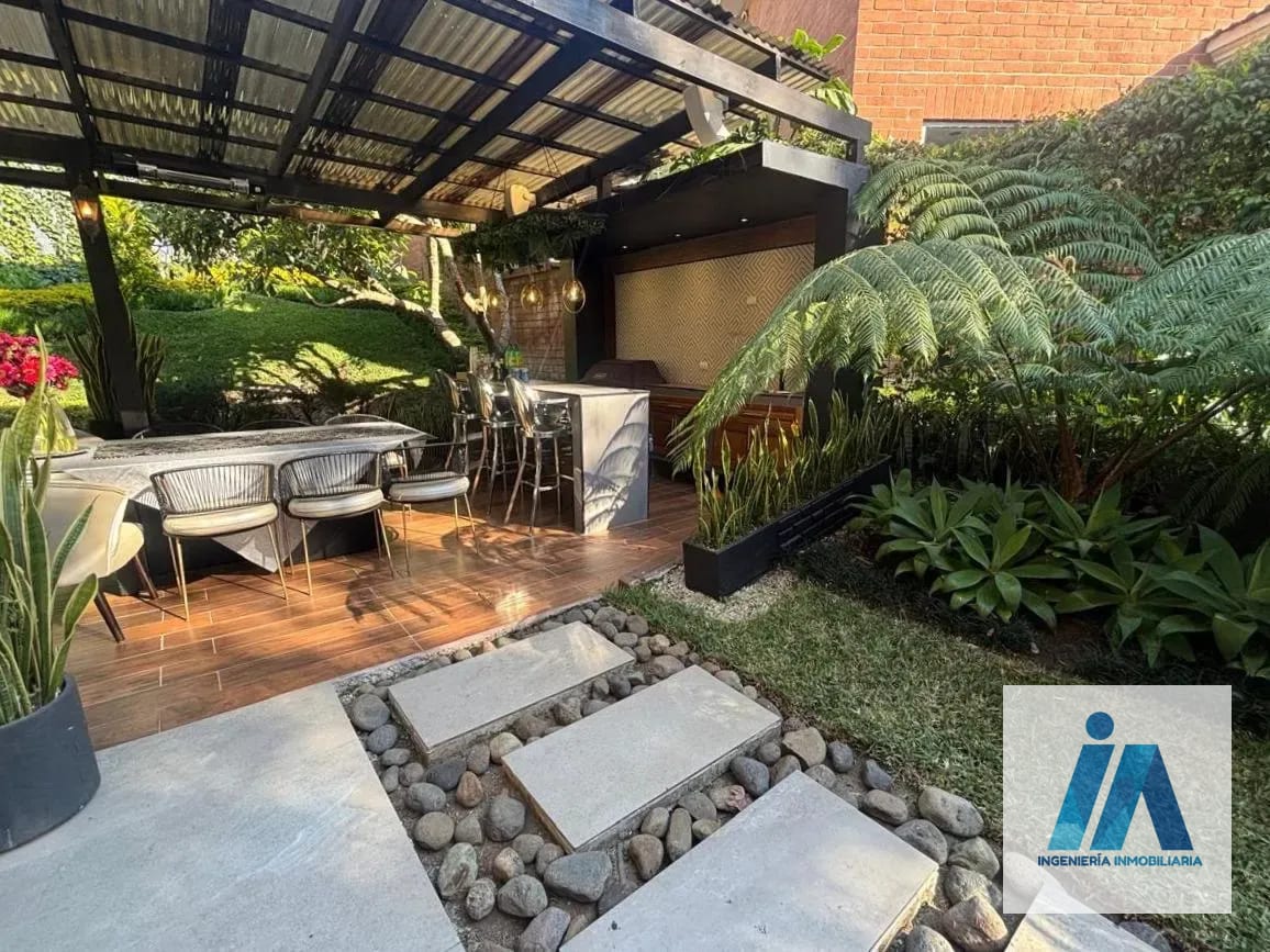 CASA REMODELADA EN VENTA 📍 Condominio Villa Serena, Muxbal — Casa en Venta en Carretera a El Salvador, Guatemala, Ciudad — foto 16 de 17