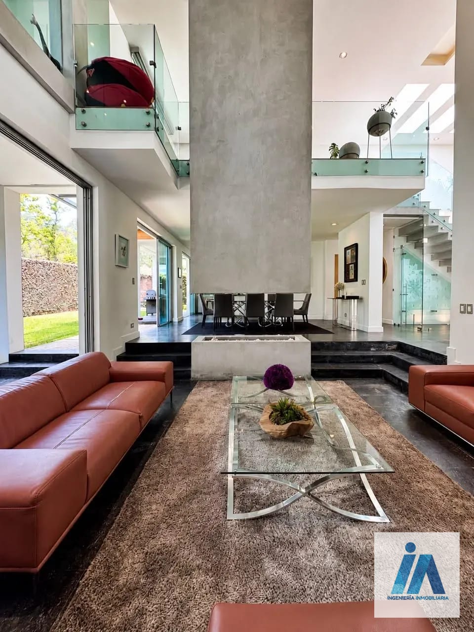 DISEÑO, LUJO Y EXCLUSIVIDAD 📍 Condominio Las Luces, Km 13.5, CAES — Casa en Venta en Carretera a El Salvador, Guatemala, Ciudad — foto 2 de 12