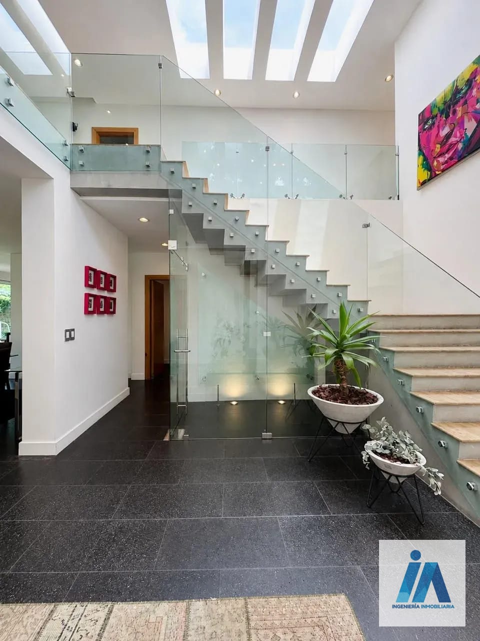DISEÑO, LUJO Y EXCLUSIVIDAD 📍 Condominio Las Luces, Km 13.5, CAES — Casa en Venta en Carretera a El Salvador, Guatemala, Ciudad — foto 6 de 12