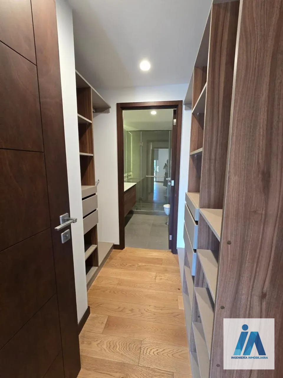APARTAMENTO EN ALQUILER o VENTA 📍 Reserva 5 Avenida, Zona 14 — Apartamento en Venta en Zona 14, Guatemala, Ciudad — foto 8 de 12