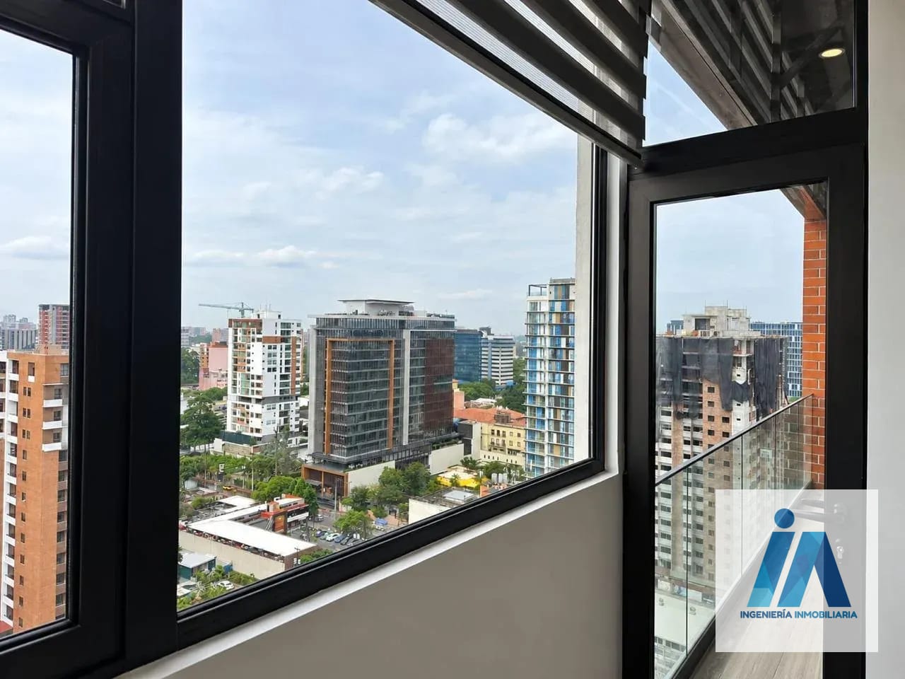 APARTAMENTO EN ALQUILER / VENTA 📍 Edificio Diagoseis, Zona 10 — Apartamento en Venta en Zona 10, Guatemala, Ciudad — foto 10 de 16
