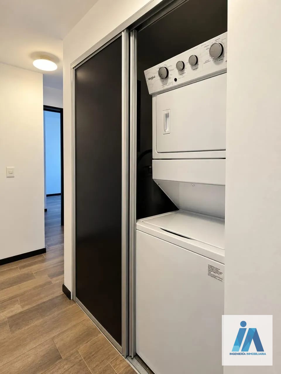 APARTAMENTO EN ALQUILER 📍 Edificio Segheria, Zona 14 — Apartamento en Alquiler en Segheria, Zona 14, Guatemala, Ciudad — foto 12 de 16