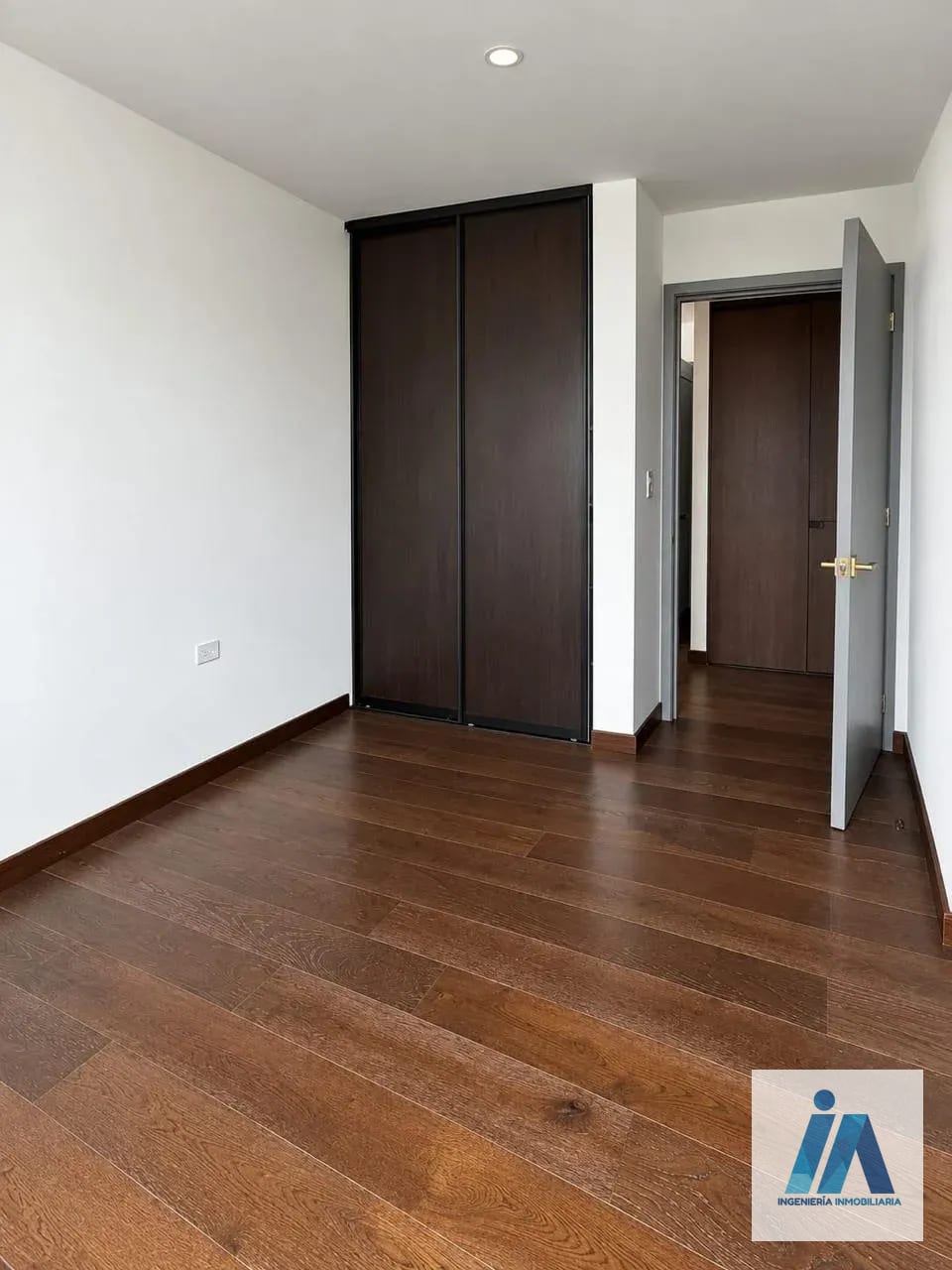 APARTAMENTO EN ALQUILER 📍 Edificio Atarah, Zona 10 — Apartamento en Alquiler en Zona 10, Guatemala, Ciudad — foto 4 de 8