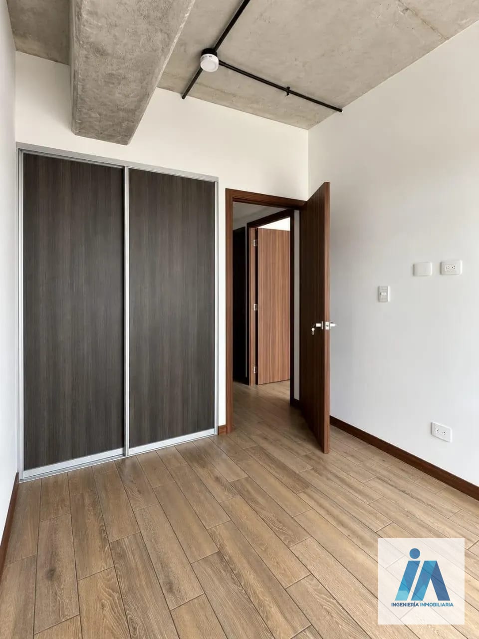 APARTAMENTO EN ALQUILER 📍Edificio Inara, Zona 4 — Apartamento en Alquiler en Zona 4, Guatemala, Ciudad — foto 7 de 15