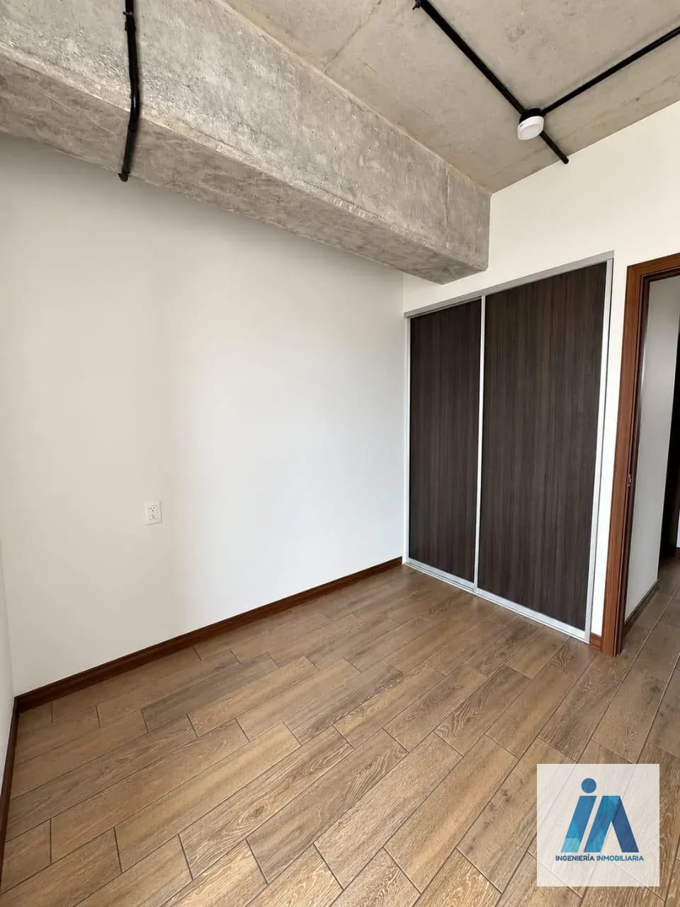 APARTAMENTO EN ALQUILER 📍Edificio Inara, Zona 4 — Apartamento en Alquiler en Zona 4, Guatemala, Ciudad — foto 9 de 15