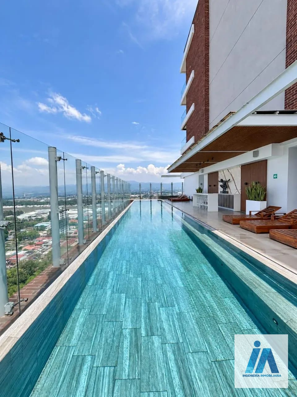APARTAMENTO EN ALQUILER 📍 Edificio Echo, Zona 14 — Apartamento en Alquiler en Zona 14, Guatemala, Ciudad — foto 16 de 17