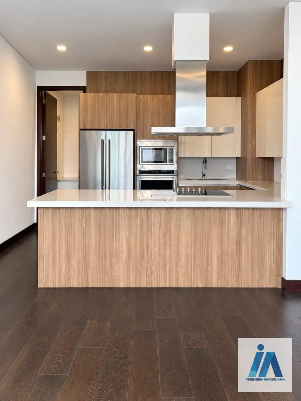 APARTAMENTO EN ALQUILER 📍 Edificio Echo, Zona 14 — Apartamento en Alquiler en Zona 14, Guatemala, Ciudad — foto 4 de 17