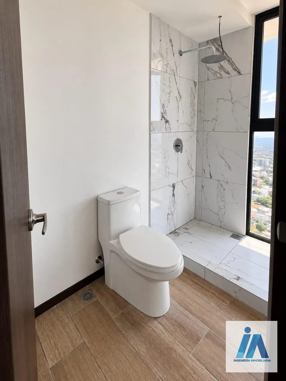 APARTAMENTO EN VENTA 📍 Edificio Altaire, Zona 11 — Apartamento en Venta en Zona 11, Guatemala, Ciudad — foto 7 de 13