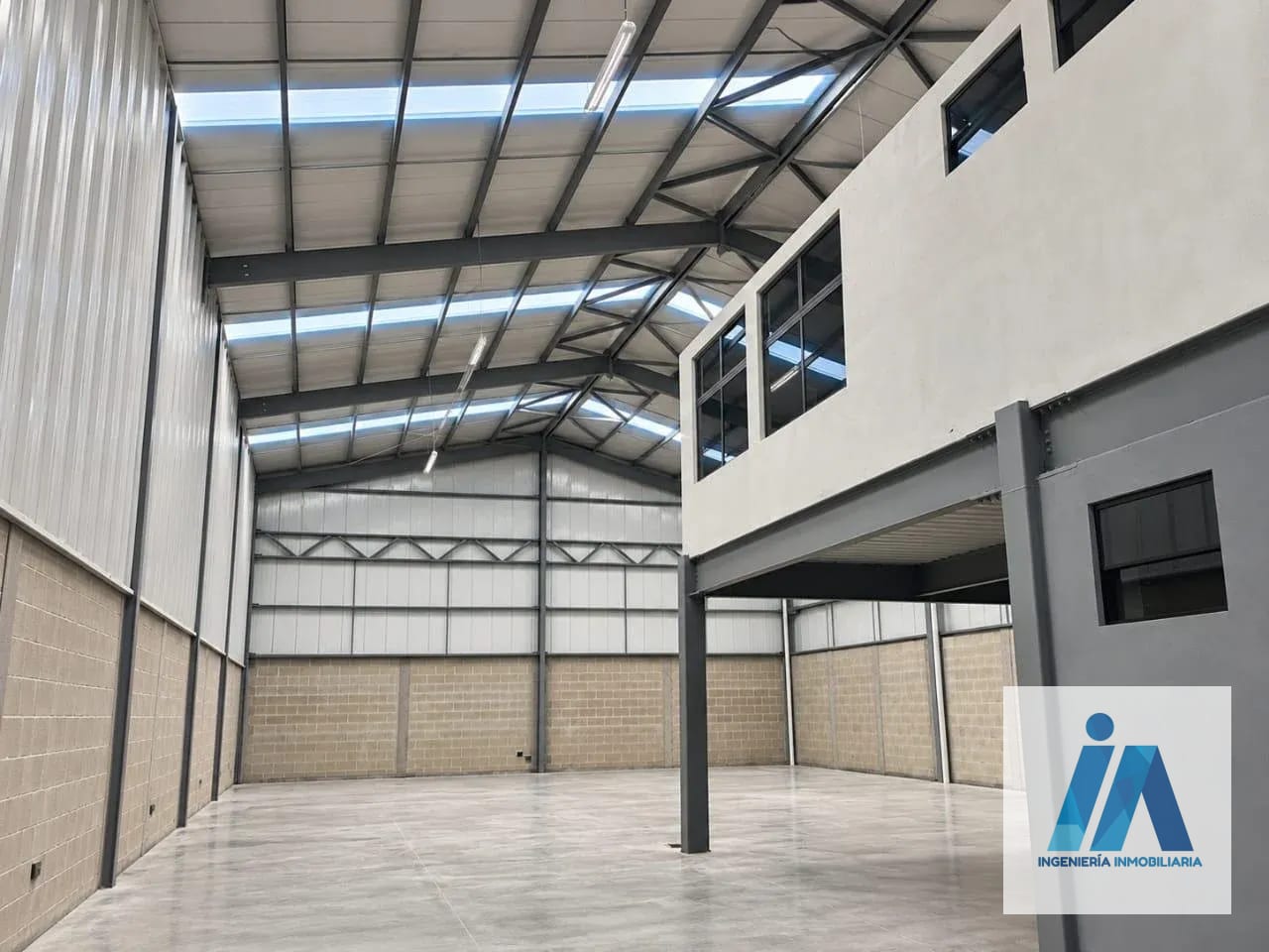 OFIBODEGA EN ALQUILER 📍 Empresarial Villa Canales — Bodega / Ofibodega en Alquiler en Villa Canales, Guatemala, Ciudad — foto 3 de 10