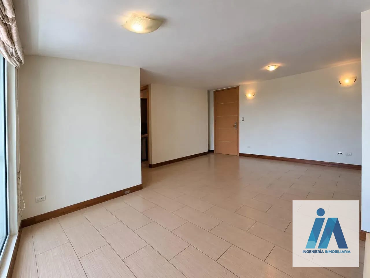 APARTAMENTO EN ALQUILER 📍 Edificio Condado La Villa, Zona 14 — Apartamento en Alquiler en Zona 14, Guatemala, Ciudad — foto 3 de 17