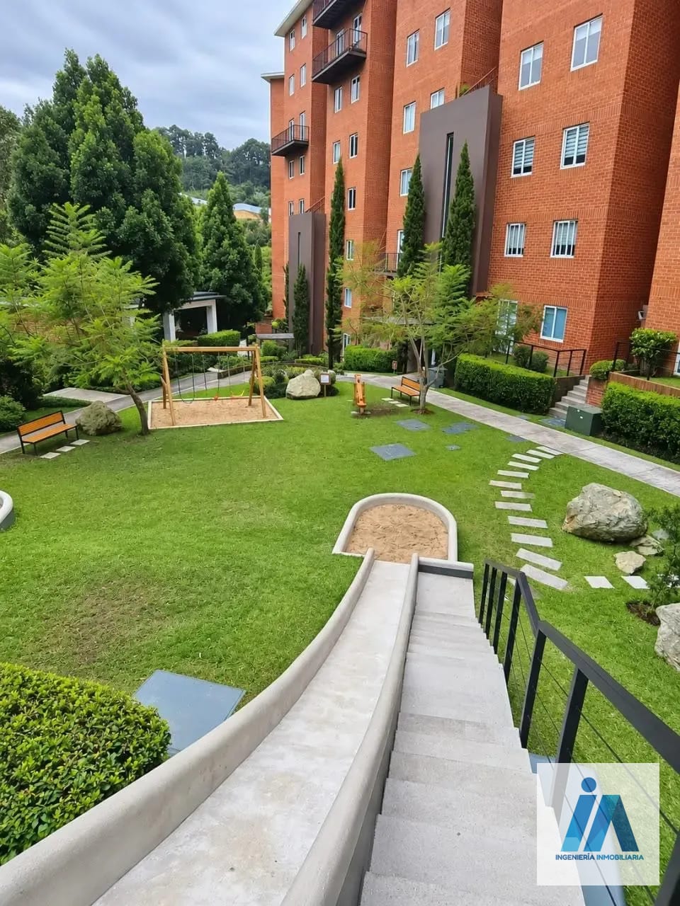 APARTAMENTO EN ALQUILER 📍Edificio Hexa Cañada 16, Zona 16 — Apartamento en Alquiler en Hexa Cañada 16, Zona 16, Guatemala, Ciudad — foto 11 de 13