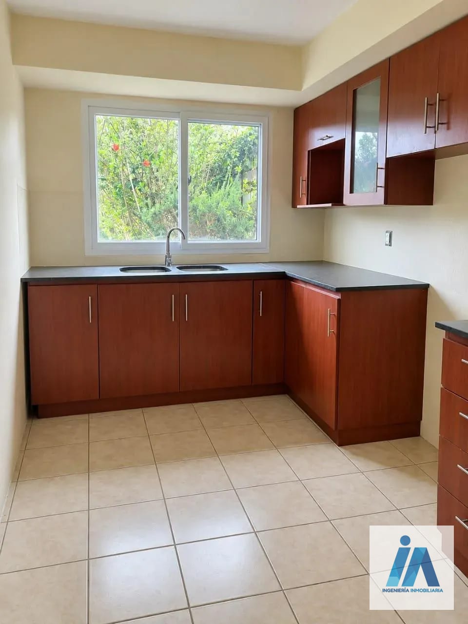 CASA EN VENTA 📍 Fontana, Km. 25.5 Carretera a El Salvador — Casa en Venta en Carretera a El Salvador, Guatemala, Ciudad — foto 4 de 8