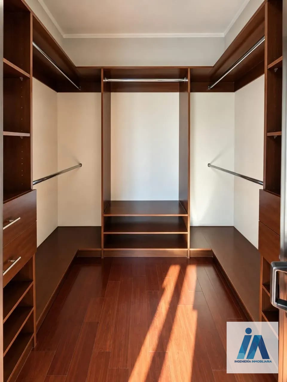 APARTAMENTO EN ALQUILER 📍 Edificio La Vistas, Zona 16 — Apartamento en Alquiler en Zona 16, Guatemala, Ciudad — foto 12 de 13