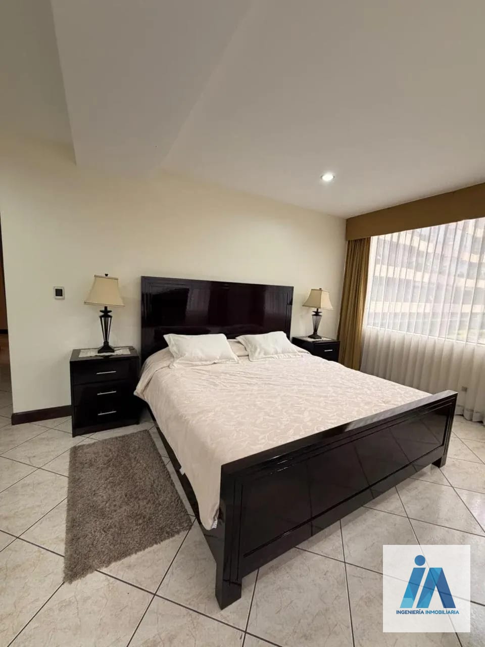 APARTAMENTO AMUEBLADO EN ALQUILER 📍 Edificio Milenia, zona 10 — Apartamento en Alquiler en Zona 10, Guatemala, Ciudad — foto 7 de 12