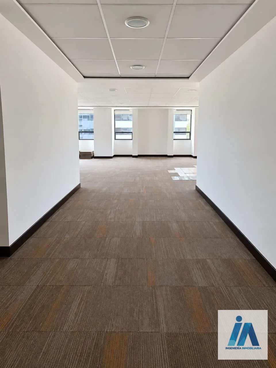 OFICINA EN ALQUILER/VENTA 📍 Centro Empresarial Zona Pradera, Zona 10 — Oficina en Alquiler en Zona 10, Guatemala, Ciudad — foto 2 de 6