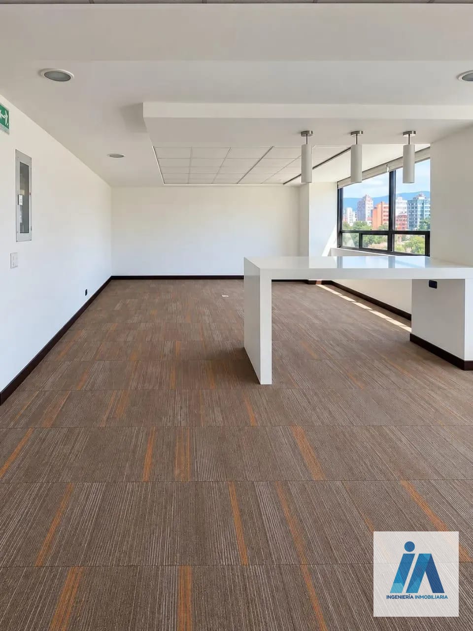 OFICINA EN ALQUILER/VENTA 📍 Centro Empresarial Zona Pradera, Zona 10 — Oficina en Alquiler en Zona 10, Guatemala, Ciudad — foto 3 de 6