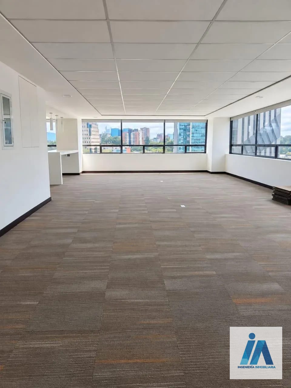 OFICINA EN ALQUILER/VENTA 📍 Centro Empresarial Zona Pradera, Zona 10 — Oficina en Alquiler en Zona 10, Guatemala, Ciudad — foto 4 de 6