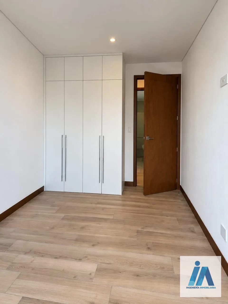 APARTAMENTO NUEVO EN ALQUILER 📍 Edificio Ferre Diez, Zona 10 — Apartamento en Alquiler en Ferré Diez, Zona 10, Guatemala, Ciudad — foto 7 de 12
