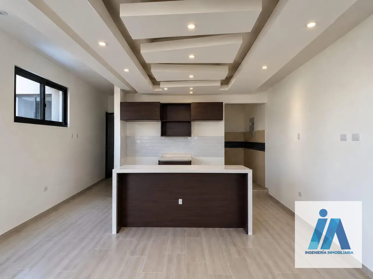 CASA TIPO TOWNHOUSE EN ALQUILER 📍 Hacienda Real, Zona 16 — Casa en Alquiler en Zona 16, Guatemala, Ciudad — foto 2 de 7