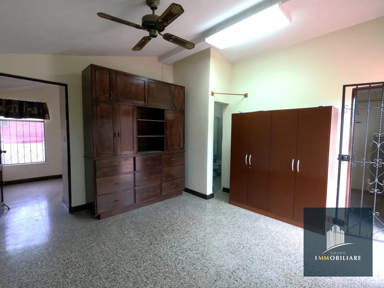 🏡 Casa en Renta en Molino de las Flores, Mixco — Casa en Alquiler en Zona 2 Mixco, Guatemala, Ciudad — foto 14 de 17