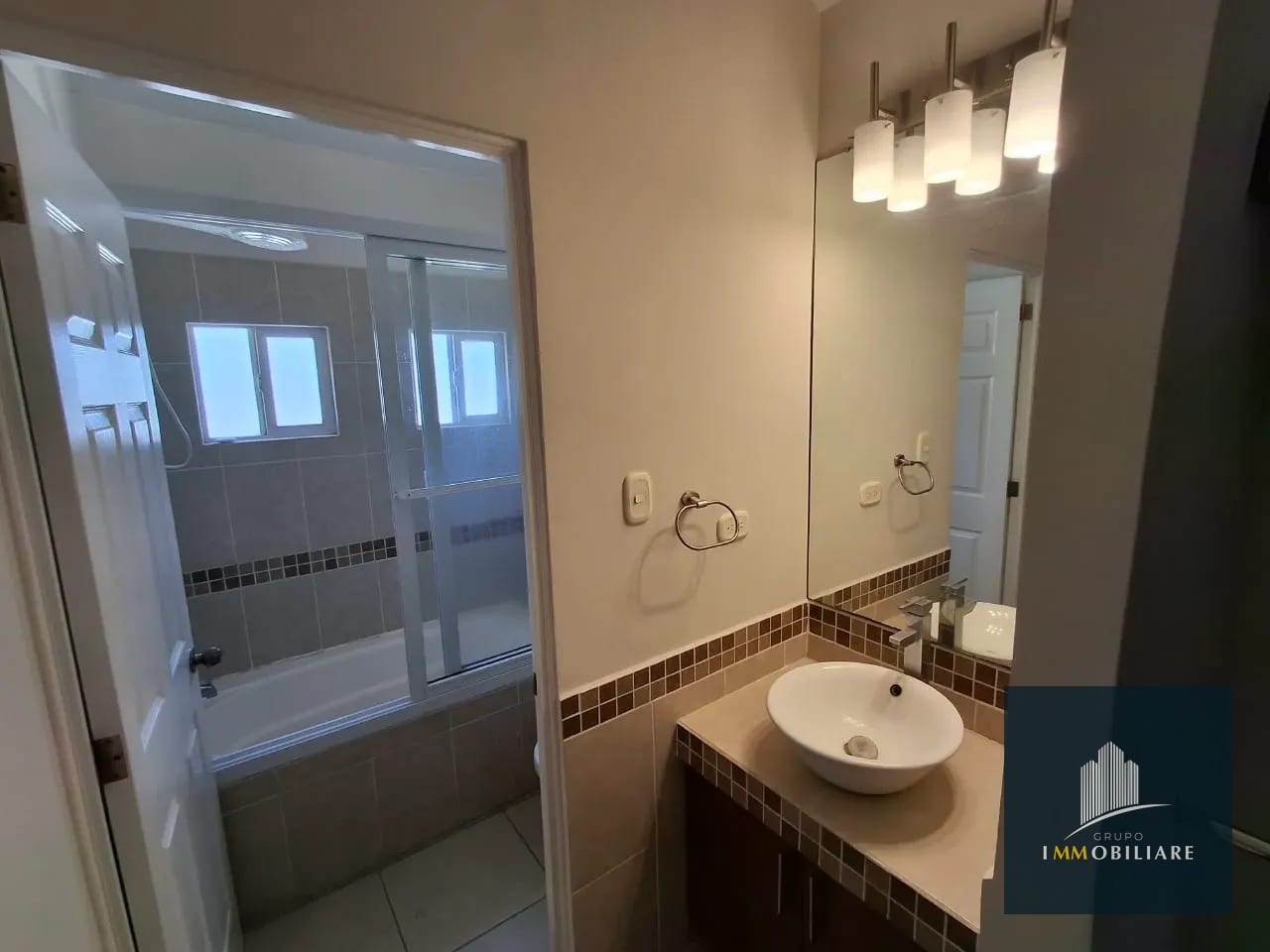 🏡 Casa en Renta en Zona 2, Guatemala —Condominio Rincones del Zapote — Casa en Alquiler en El Zapote, Zona 2, Guatemala, Ciudad — foto 9 de 17