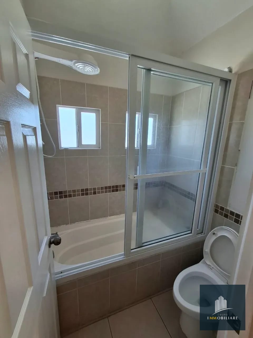 🏡 Casa en Renta en Zona 2, Guatemala —Condominio Rincones del Zapote — Casa en Alquiler en El Zapote, Zona 2, Guatemala, Ciudad — foto 14 de 17