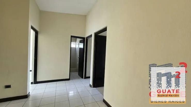 Casa tipo Townhouse en Venta / Renta, Zona 16 — Casa en Venta en Zona 16, Guatemala, Ciudad — foto 3 de 17
