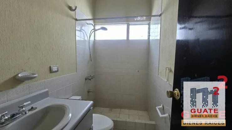 Casa tipo Townhouse en Venta / Renta, Zona 16 — Casa en Venta en Zona 16, Guatemala, Ciudad — foto 8 de 17