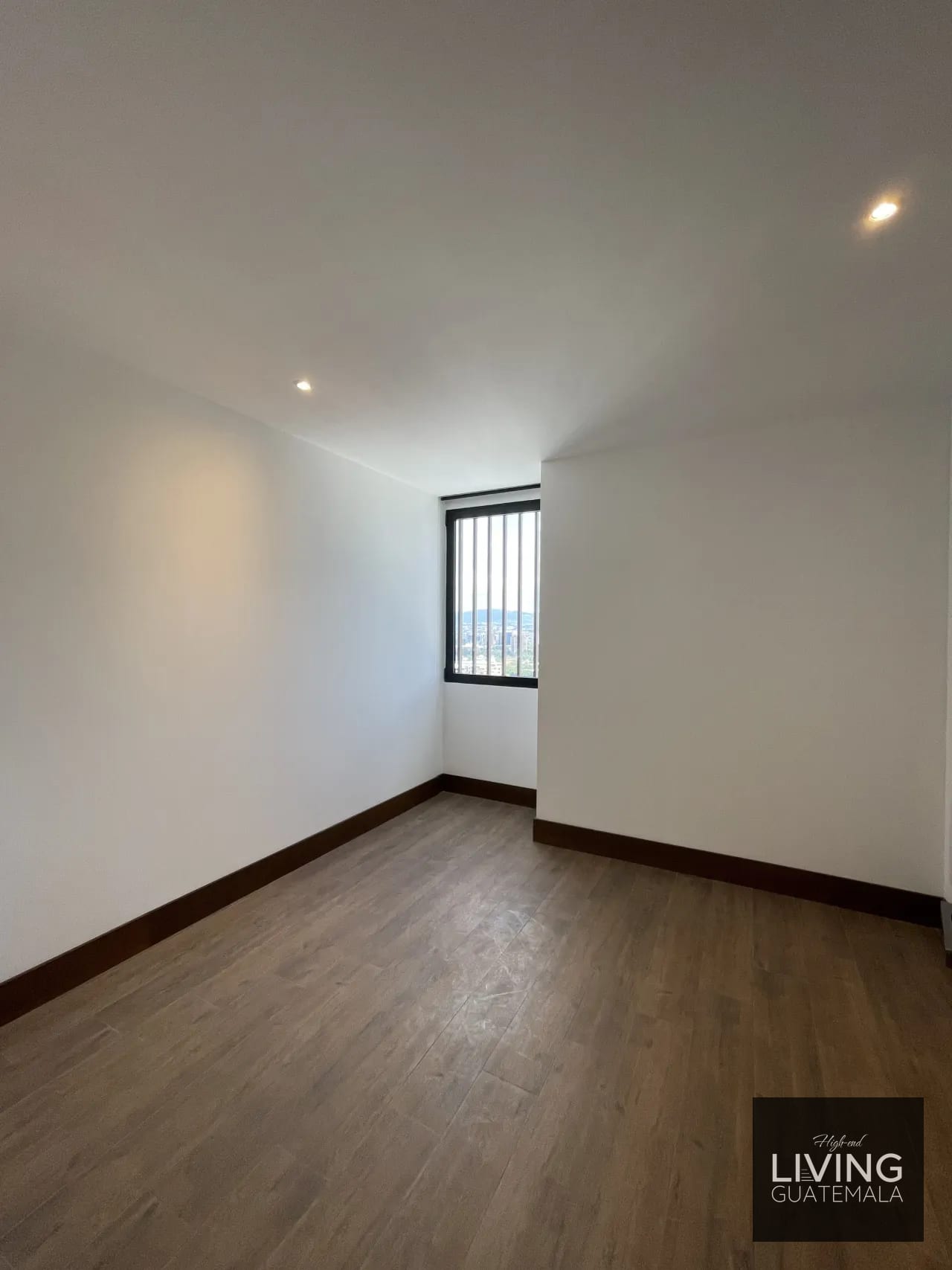 Apartamento en Renta a ESTRENAR, GAURA — Apartamento en Alquiler en Gaura, Zona 15, Guatemala, Ciudad — foto 9 de 10