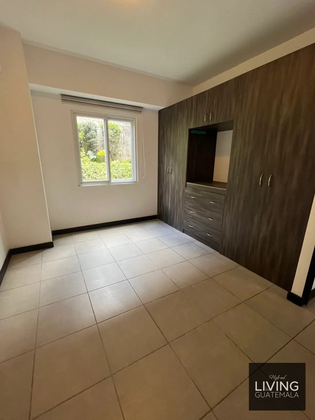 Apartamento en VENTA HEXA CAÑ ADA ZONA16 — Apartamento en Venta en Zona 16, Guatemala, Ciudad — foto 3 de 11