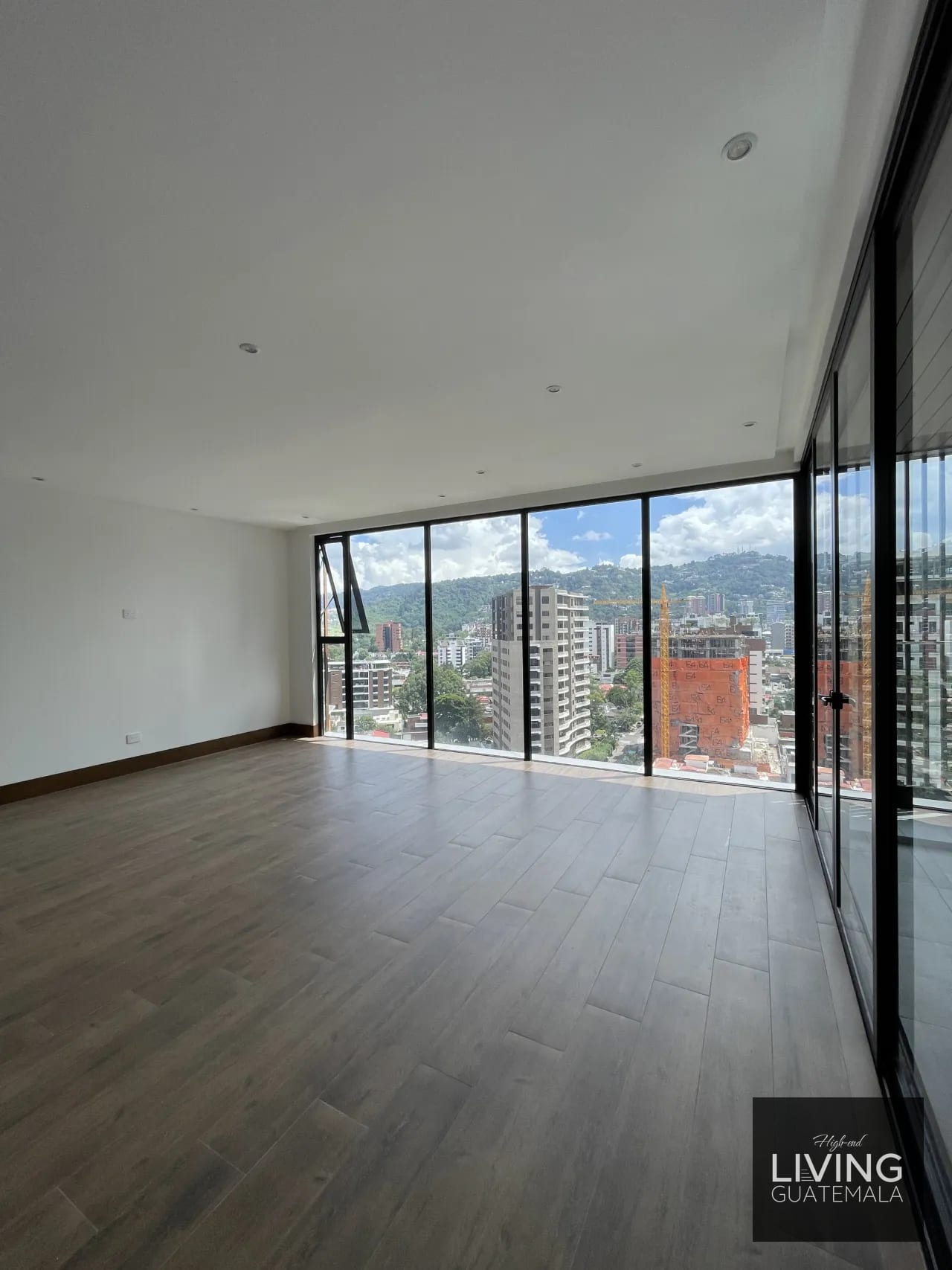 Renta de Apartamento en Gaura Z15 — Apartamento en Alquiler en Gaura, Zona 15, Guatemala, Ciudad — foto 4 de 10