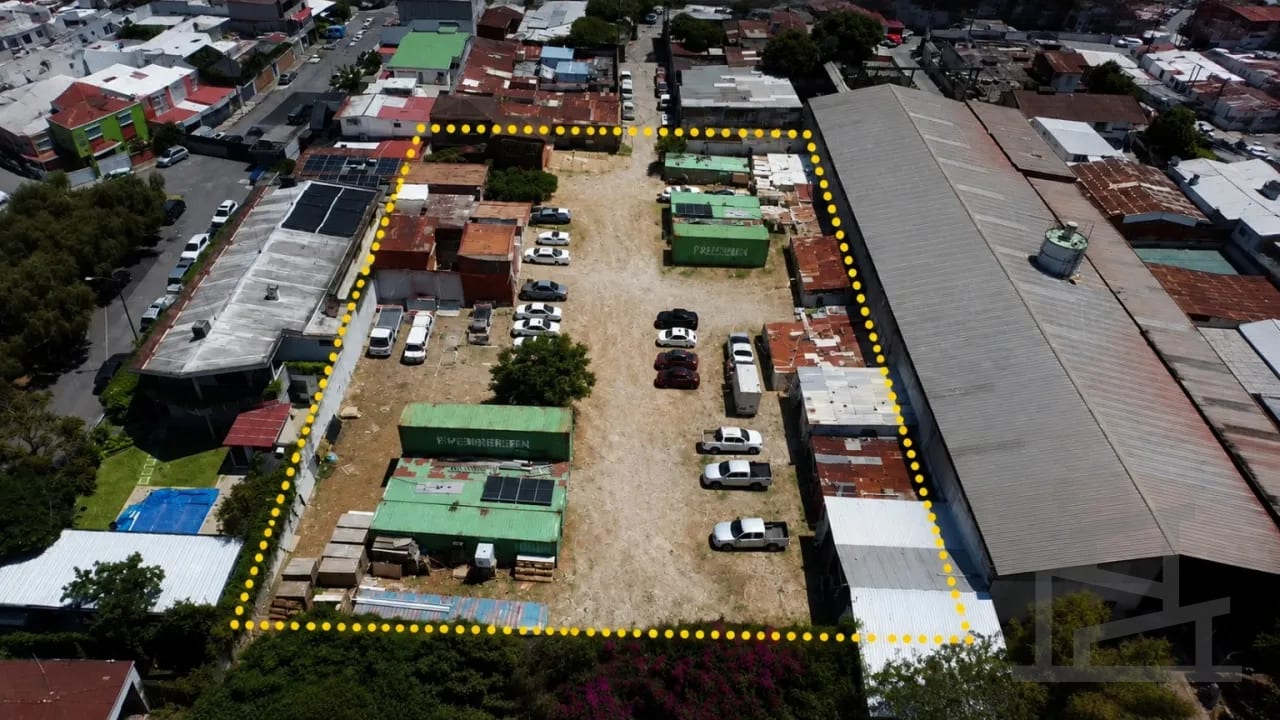 Terreno para Desarrollo en Venta | Zona 10 — Terreno en Venta en Acueducto Obelisco, Zona 10, Guatemala, Ciudad — foto 1 de 8