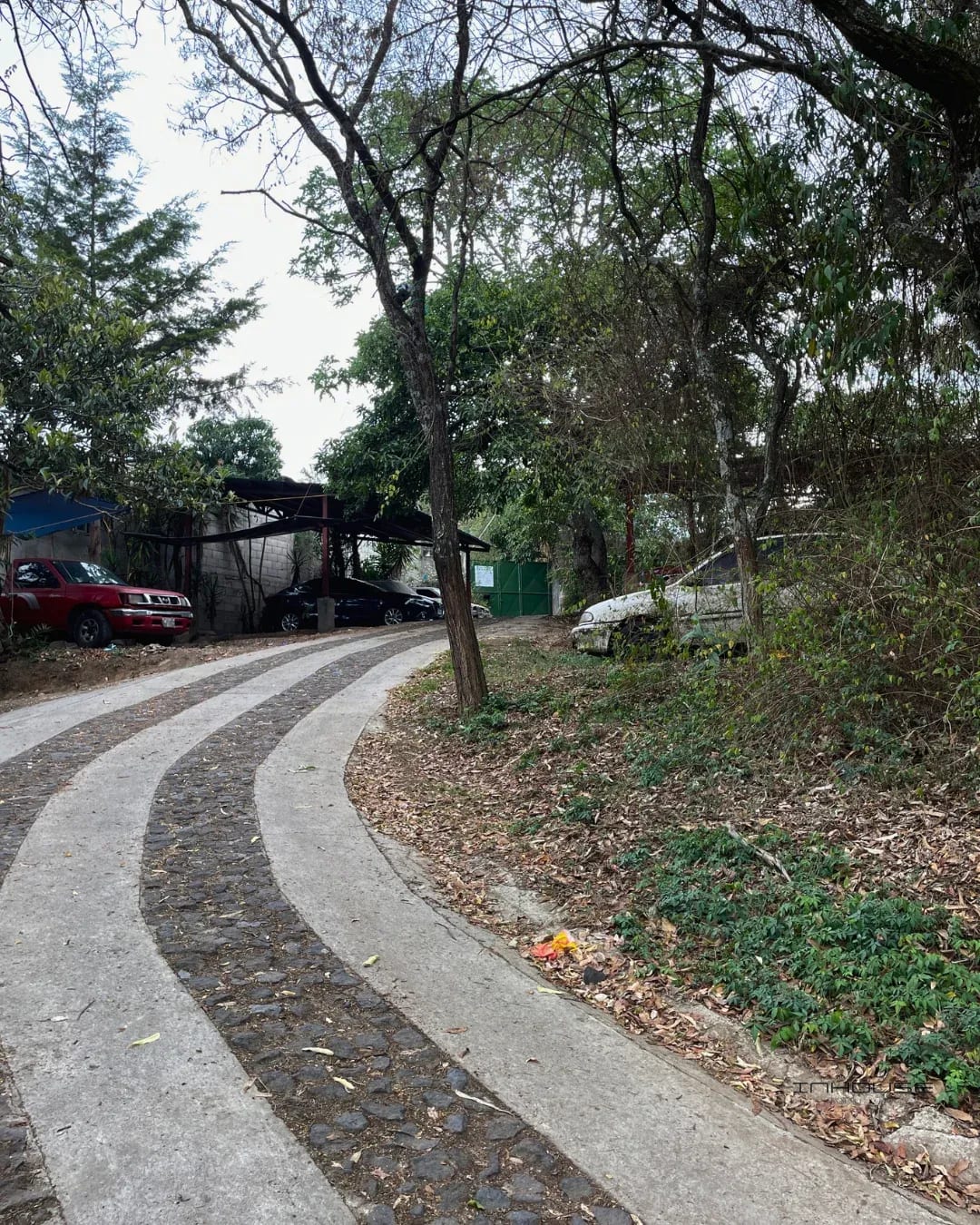 TERRENO EN VENTA ZONA 1 MIXCO SOBRE CARRETERA PRINCIPAL — Terreno en Venta en Zona 1 Mixco, Guatemala, Ciudad — foto 1 de 9