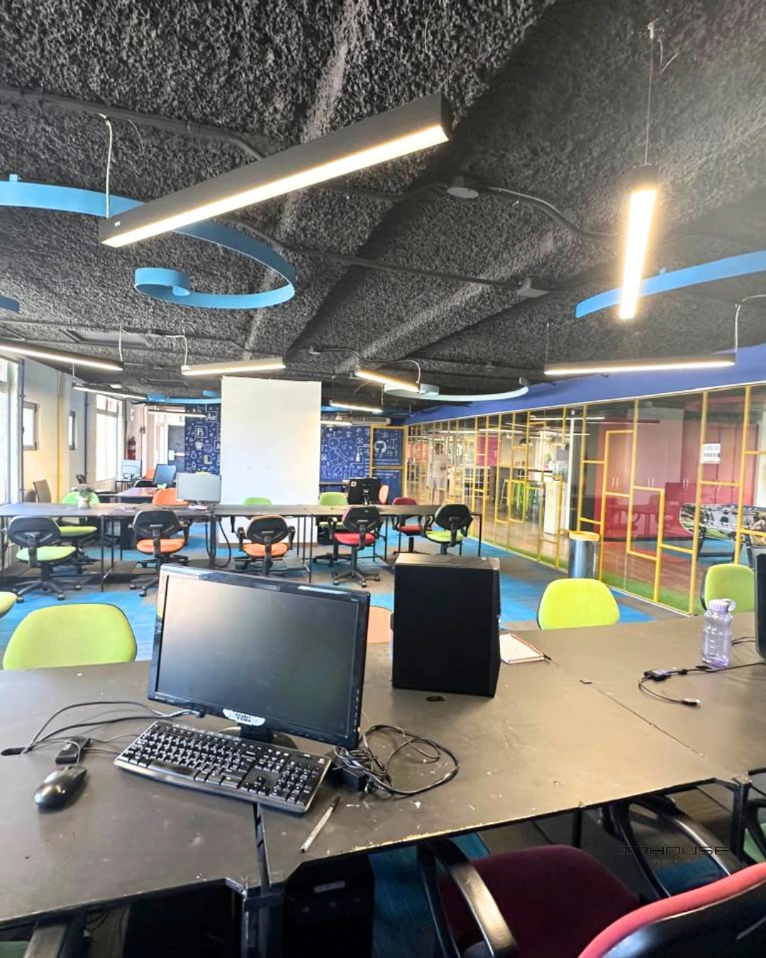OFICINA EN VENTA ZONA 9 — Oficina en Venta en Etisa, Zona 9, Guatemala, Ciudad — foto 1 de 10